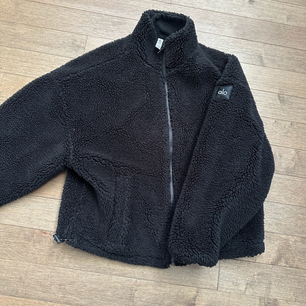 ALO Sherpa jacket